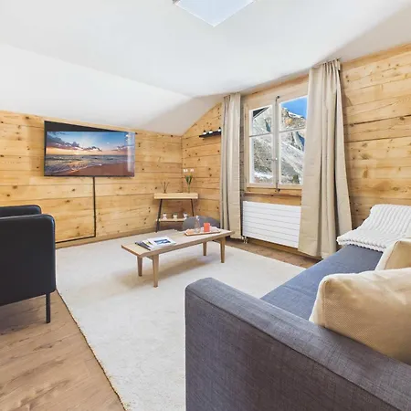 With Incredible Views Near Zermatt شقة